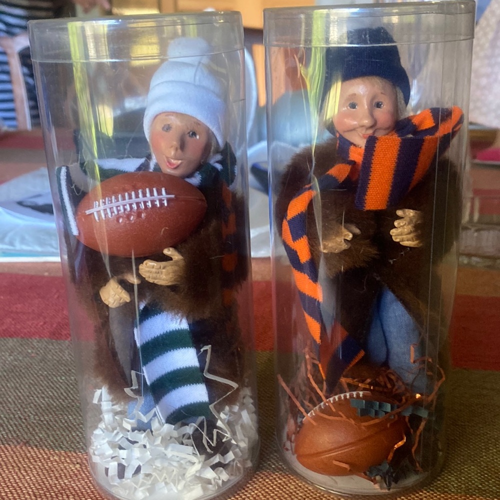 Vintage KINDLE Figurine/Ornament Set of 2. “Huddle“ and “Spook” - never used!